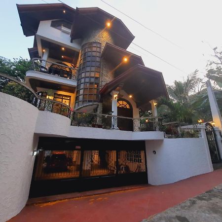 El Castillo Bed And Breakfast Angono Экстерьер фото