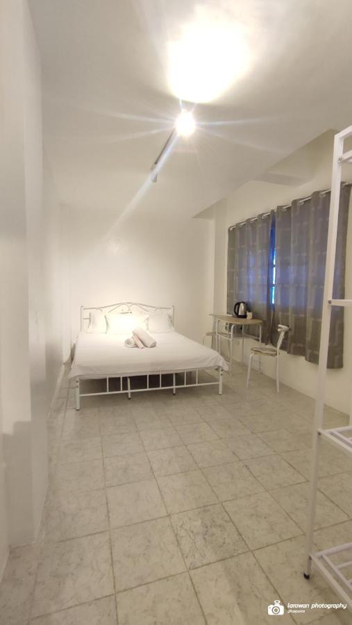 El Castillo Bed And Breakfast Angono Экстерьер фото